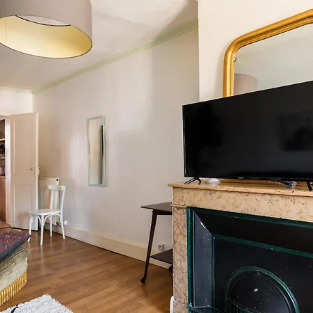 Dify Adelaide Perrin - Ainay Apartamento *